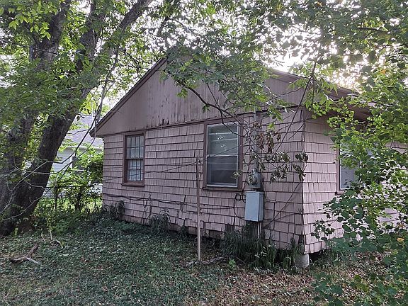 4th image of 6627 Cadillac St