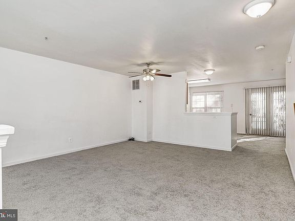 4th image of 147 Brightwater Dr