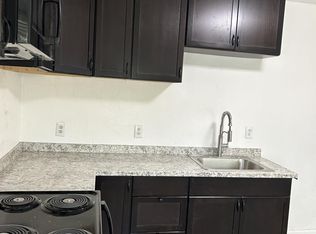 202 Maple St #B, Modesto, CA 95351