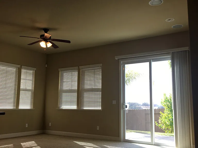 833 Hildebrand Cir — Photo 3