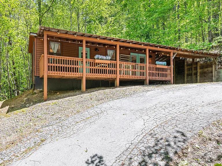 368 Buckeye Access Rd — Photo 18