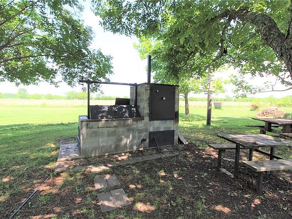 5th image of 8160 County Road 4093