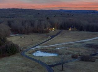 377 Woodville Rd, Hopkinton, RI 02833