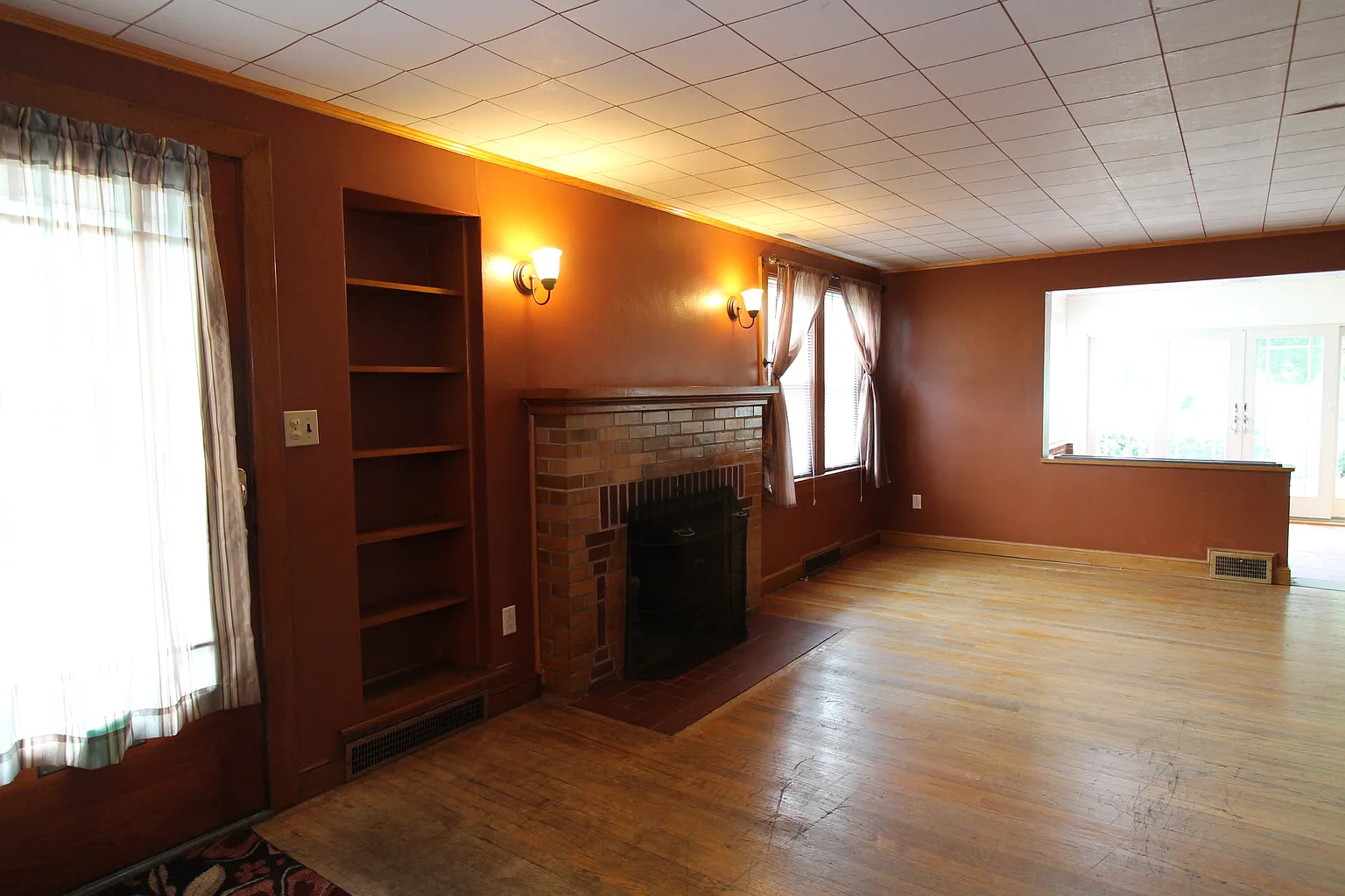 606 N Atherton St photo 1