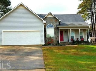 165 Hawk Ln, Carrollton, GA 30116