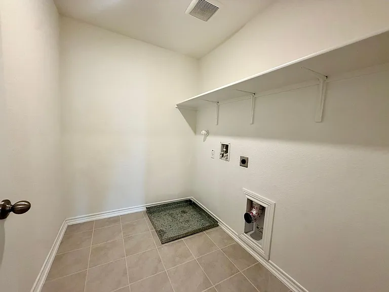 8014 Canyon Wren Park — Photo 21
