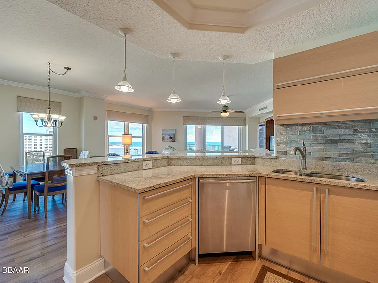 3245 Atlantic Ave #601 — Photo 10