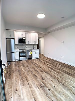 1st image of 25-22 30th Dr #3E