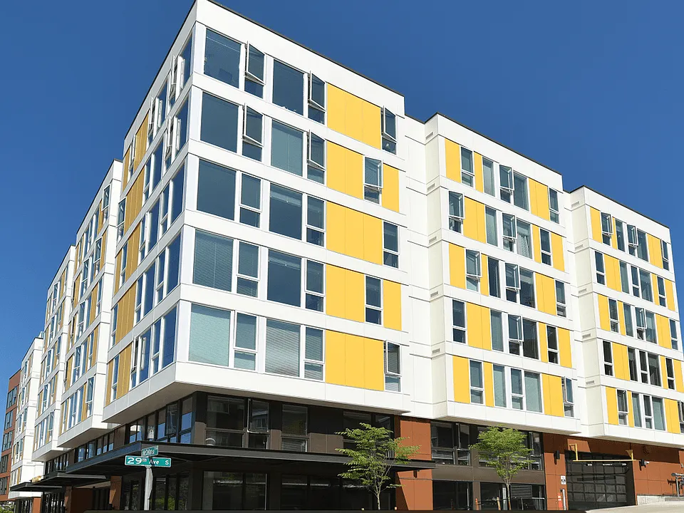 Mt Baker The Maddux Apartments