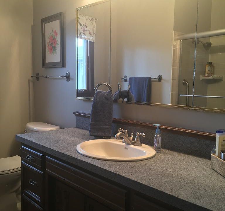 1st image of 455 E Amber Lake Dr