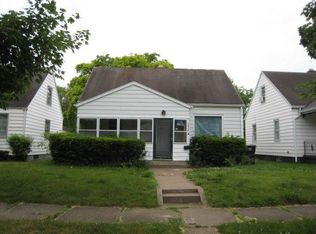 2818 Hartzer St, South Bend, IN 46628