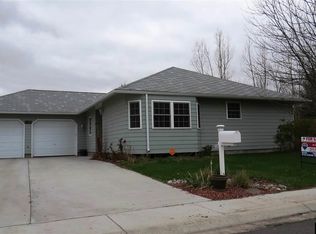 1407 Maple Ln, Riverton, WY 82501