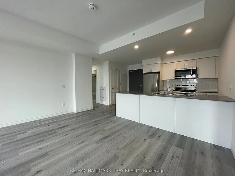 30 Hanmer St W #203 — Photo 14