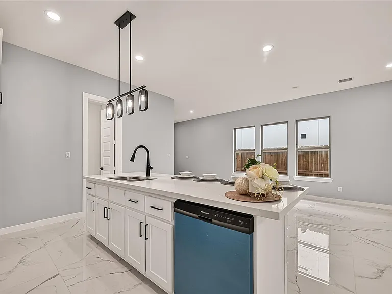 90 Burress St #A — Photo 21