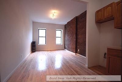 2nd image of 829 9th Ave #1