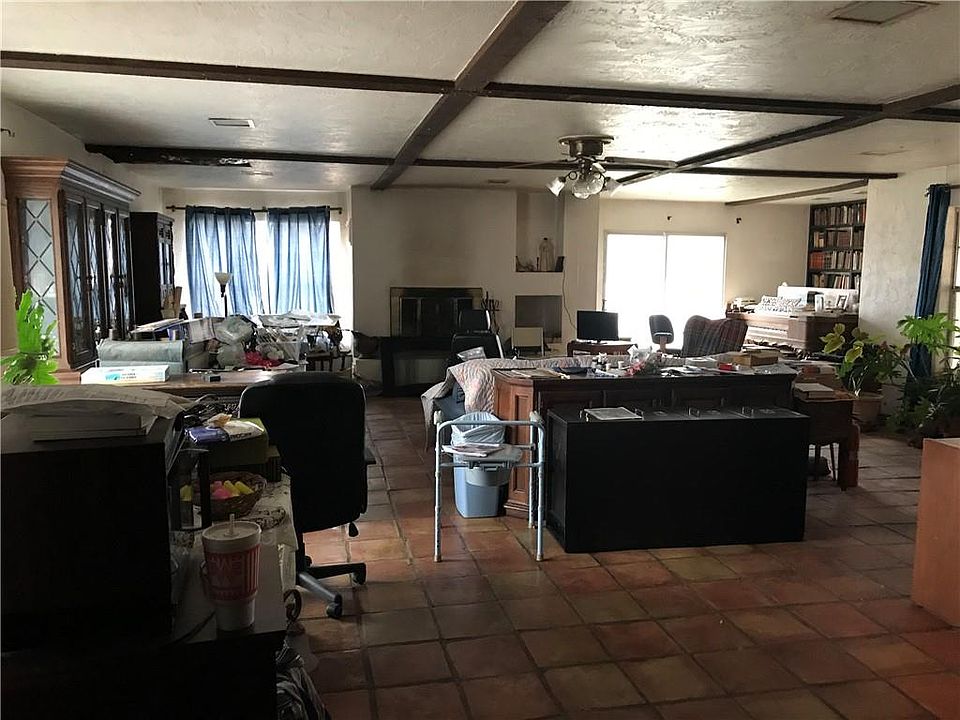 2nd image of 3015 E 44th St