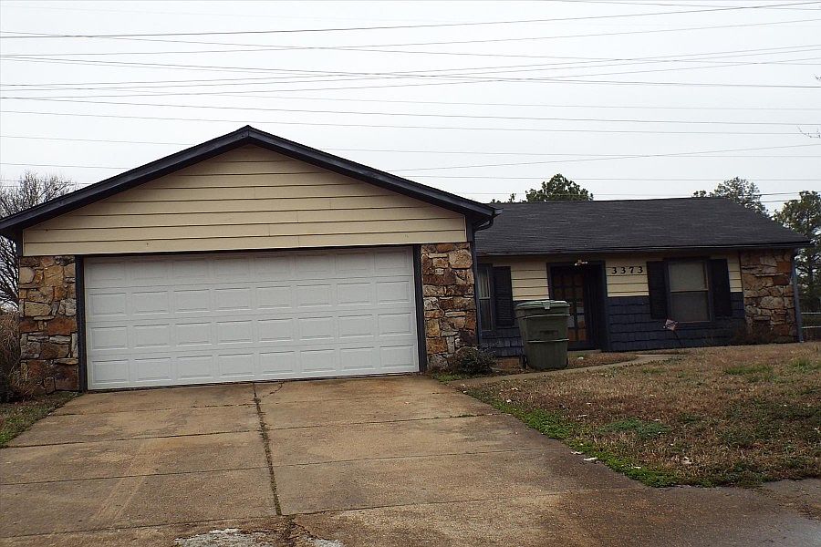 1st image of 3373 Barbwood Dr