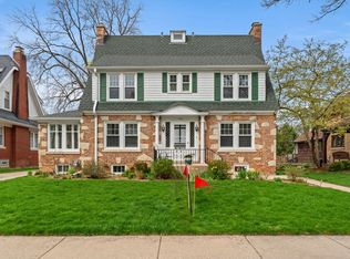1925 Forest St, Wauwatosa, WI 53213