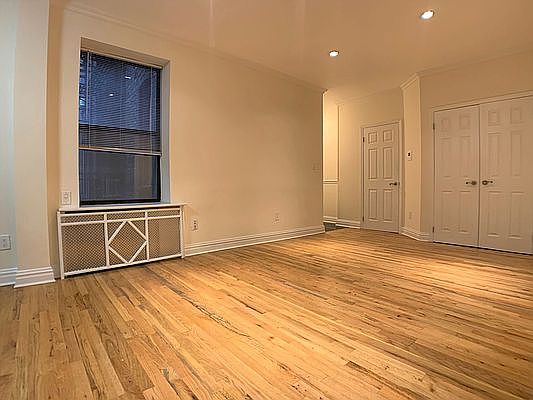 2nd image of 355 W 51st St #111