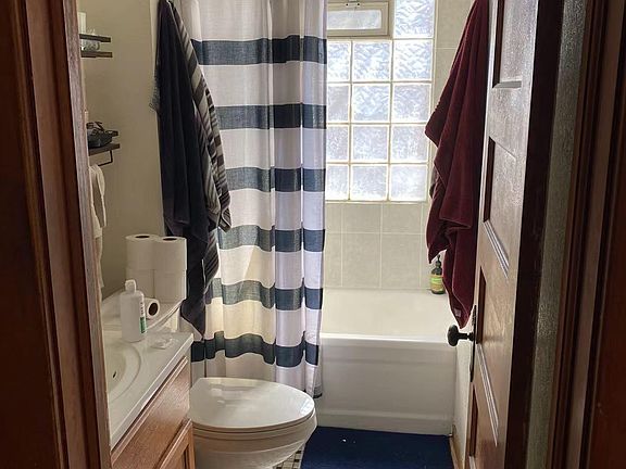 3rd image of 2502 N Oakland Ave #2502
