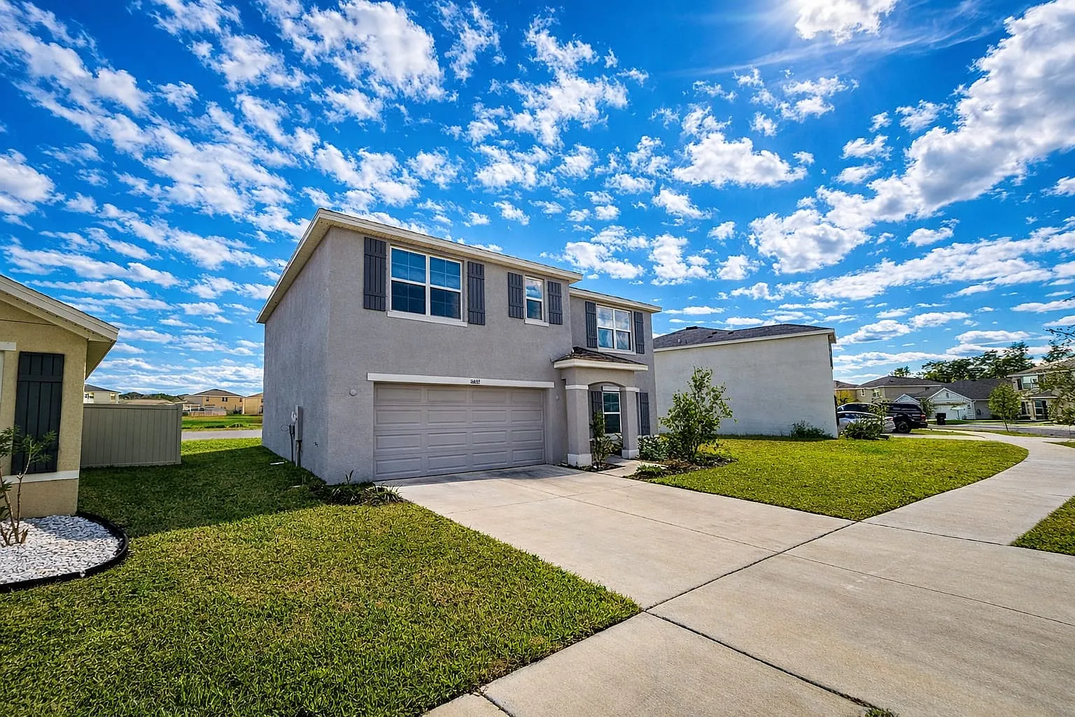 5 bed, 2600 sqft, $2,850 — Photo 4