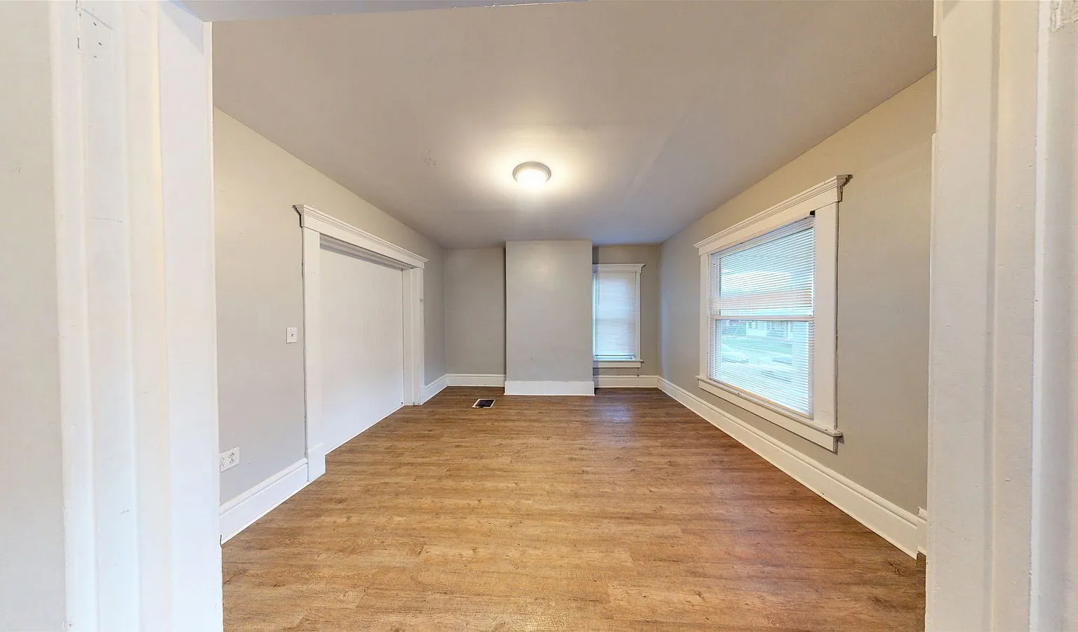 5 bed, 1.0 bath, $2,795 — Photo 4