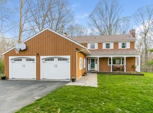 70 Sportsman Hill Rd, Madison, CT 06443