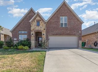 537 England St, Fate, TX 75189