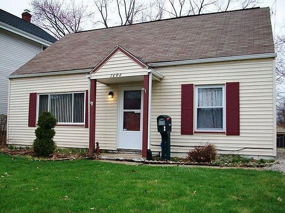 2nd image of 1496 9th St