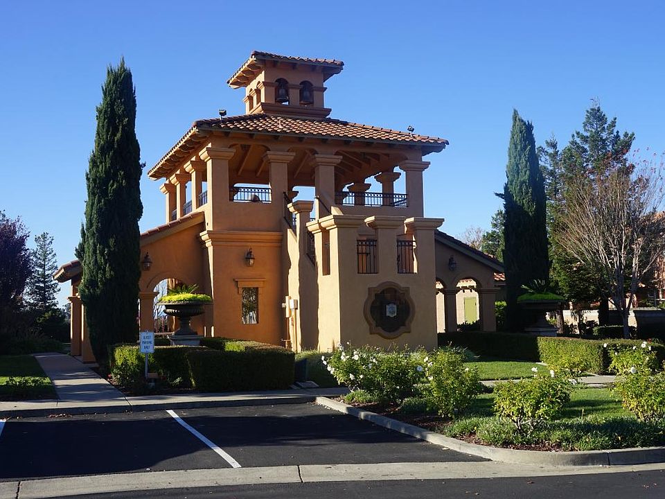 Tiara Pavilion