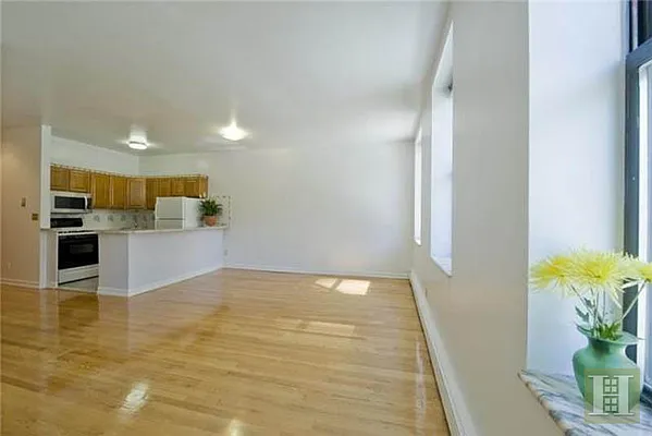 Rented by Halstead Real Estate | media 23