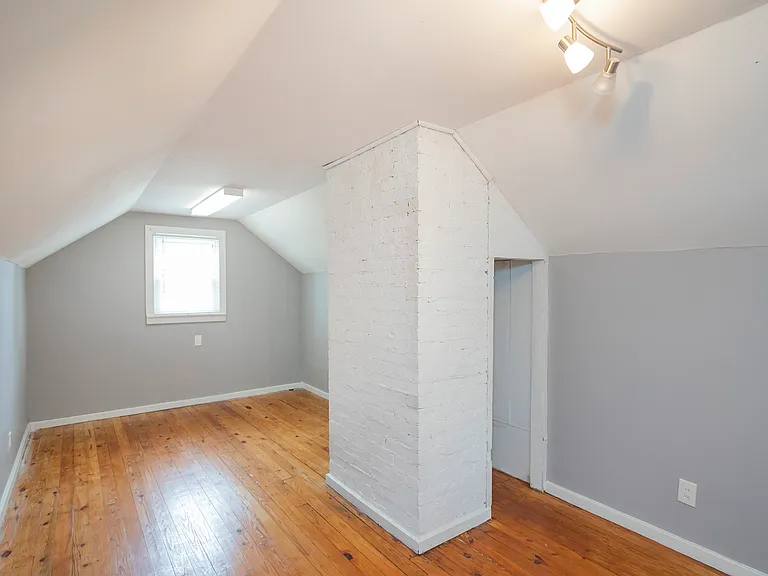 611 Shady Ln — Photo 30