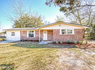 406 Barbara Cir, Macclenny, FL 32063