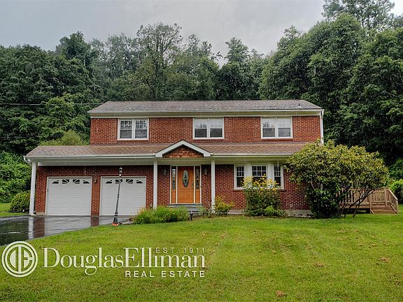 2nd image of 8 Meadowlark Dr