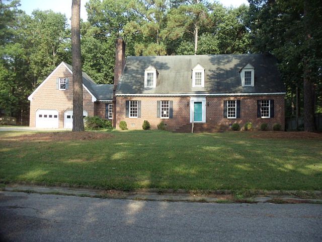 1st image of 608 Chad St