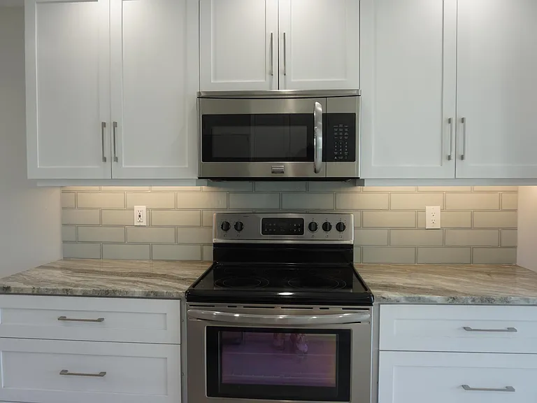 1 Seaside Dr — Photo 3