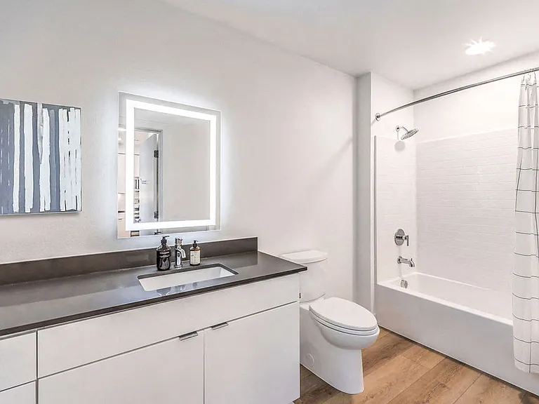 Ariva Luxury Residences — Photo 32
