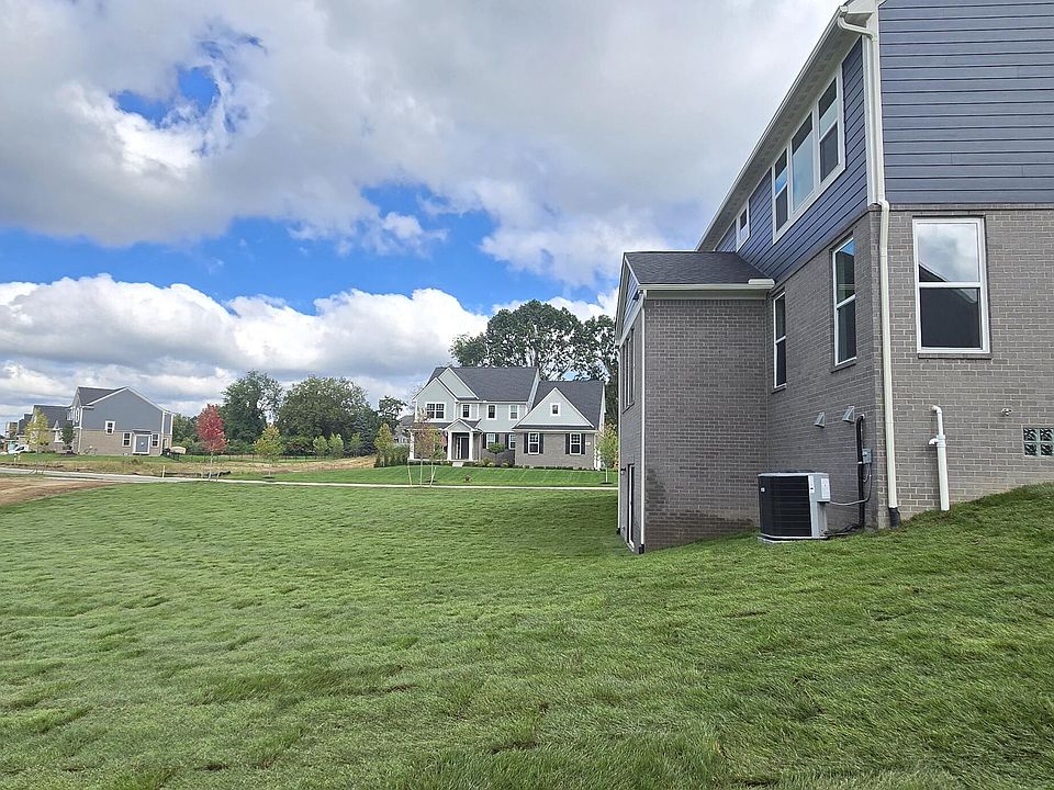 3330 Reserve Blvd, photo 2