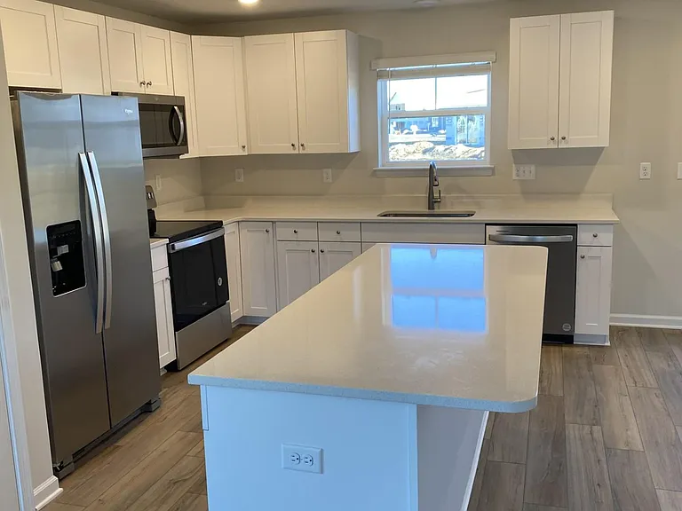College Park Single Family Homes — Photo 5