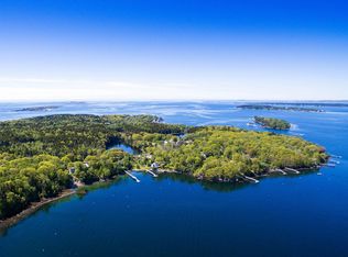 7 Flint Lane, Boothbay, ME 04544