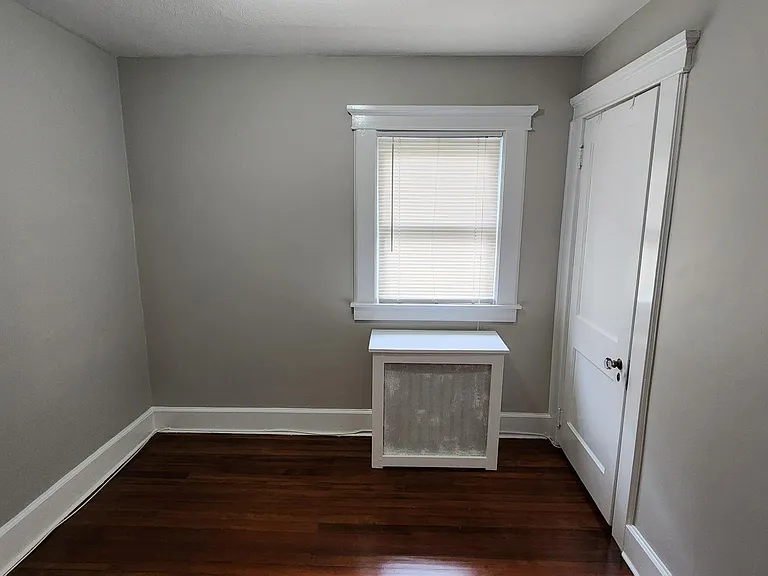 60 Houston Ter — Photo 12
