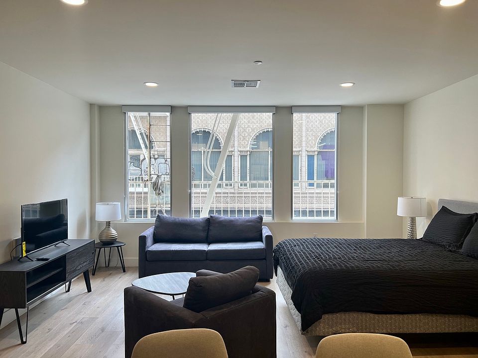1st image of 314 W 6th St Suite 203