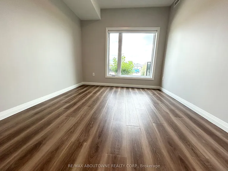 28 Westhill Dr #LL02 — Photo 10