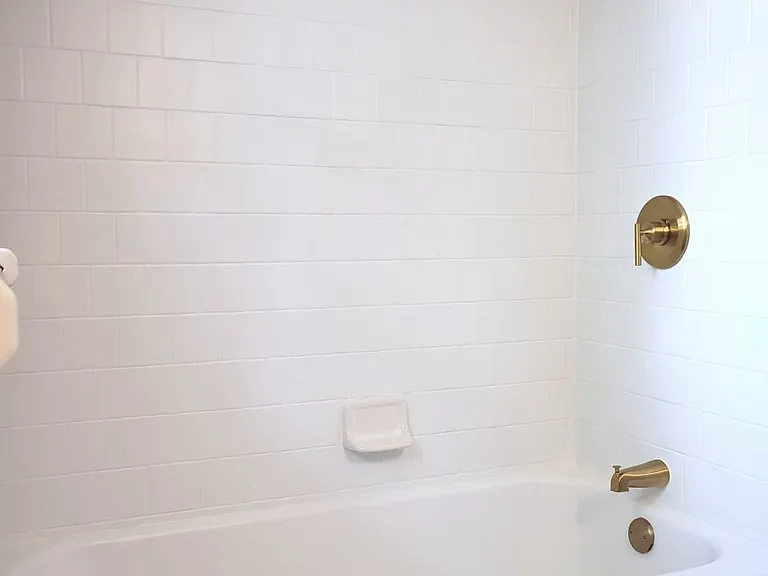 21 Berkley Pl #4 — Photo 8