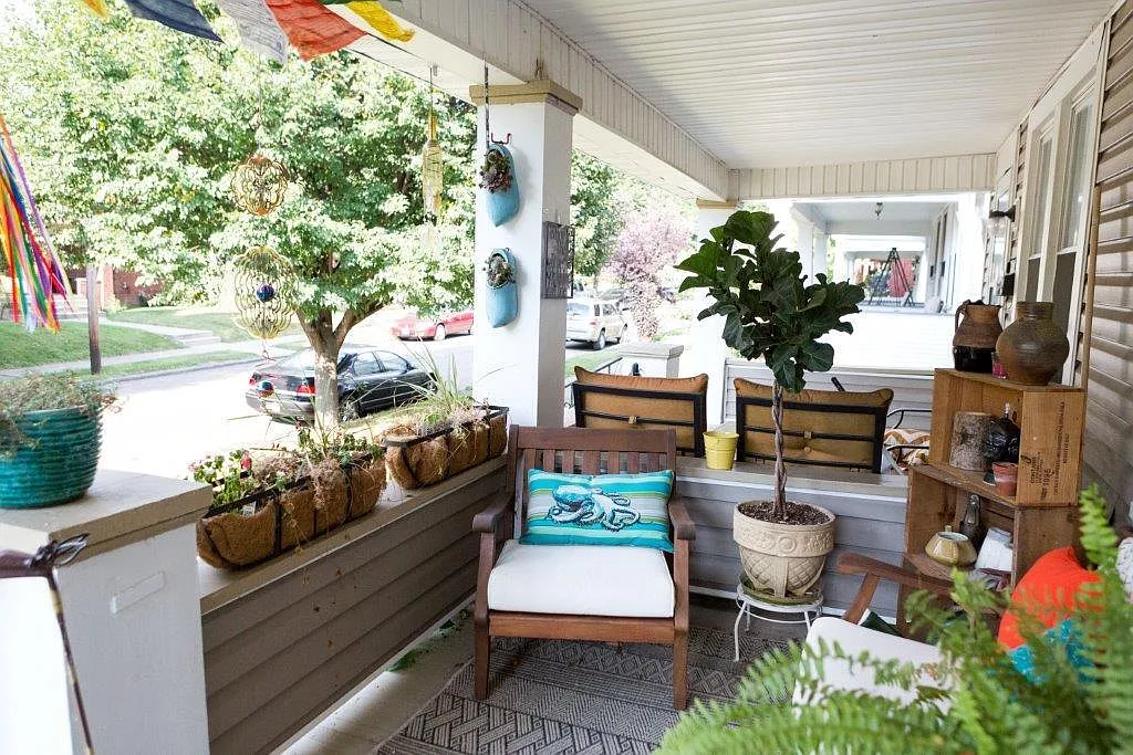 3 bed, 1300 sqft, $1,950 — Photo 2