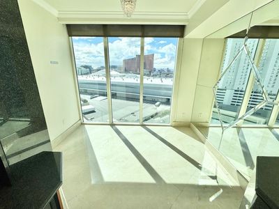 2857 Paradise Rd UNIT 1205, Winchester, NV, 89109