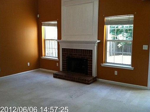 5th image of 3195 Manor Ct