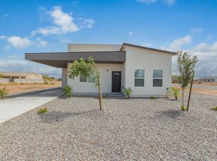 15281 S Padres Rd, Arizona City, AZ 85123