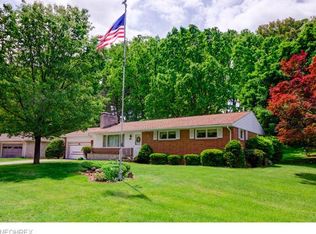 1911 Colonial Pkwy NE, Massillon, OH 44646