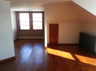 1530 Main St APT E, East Earl, PA 17519